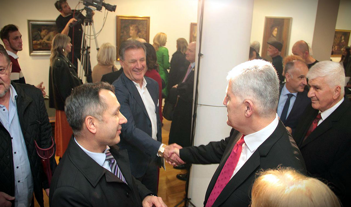 Predsjednik HDZ-a BiH Ćović se druži s bjeguncem Mamićem u Mostaru
